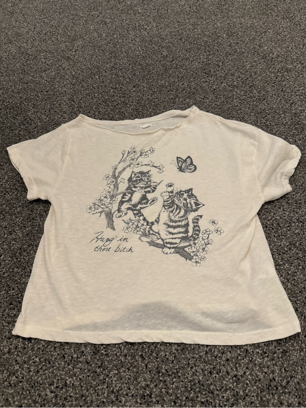 Kimchi Blue Cream Graphic Kitten Tee